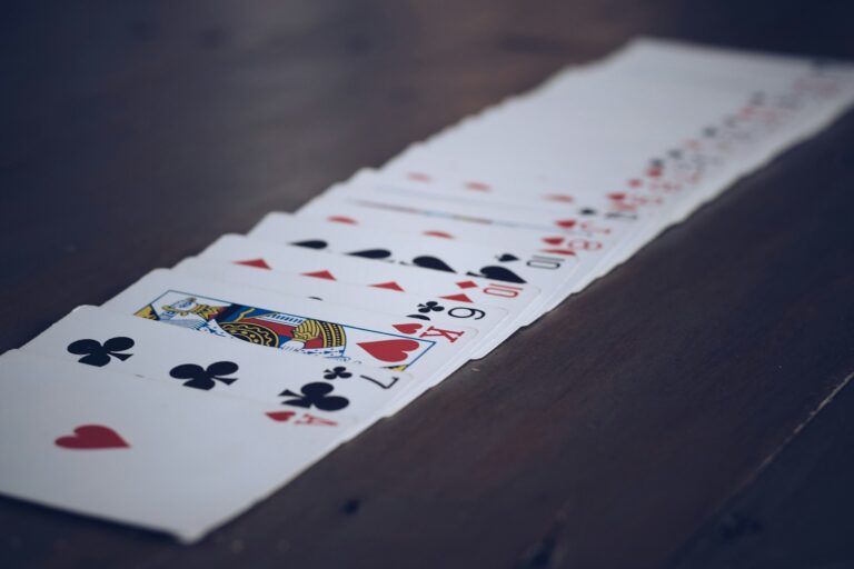 Le jeu de cartes : un calendrier agricole méconnu